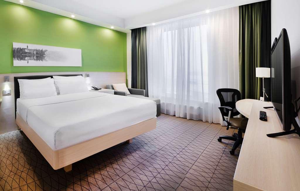 Hampton By Hilton Minsk City Centre Δωμάτιο φωτογραφία
