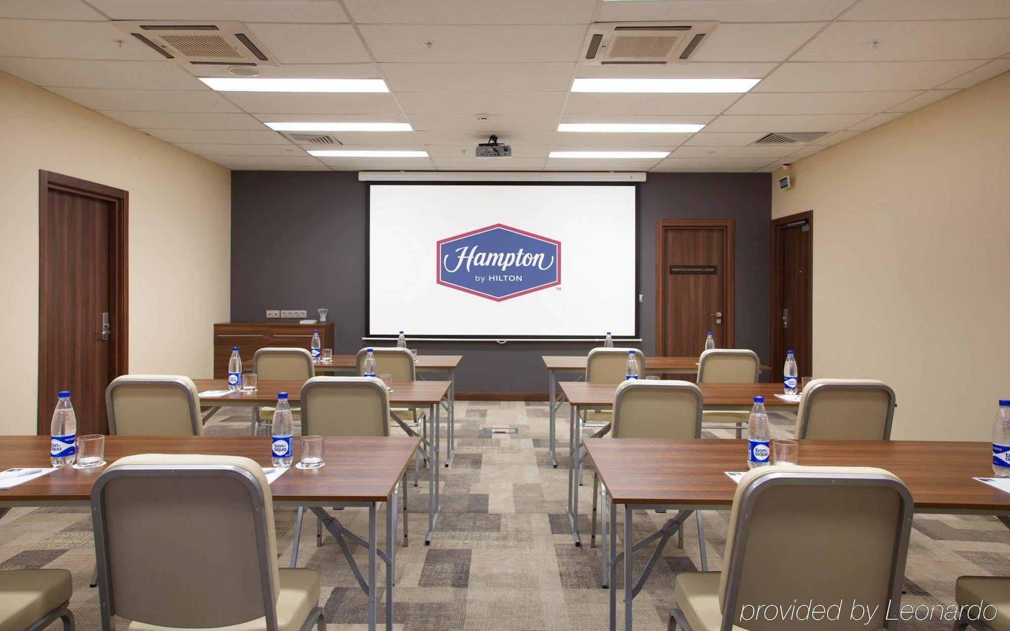 Hampton By Hilton Minsk City Centre Εξωτερικό φωτογραφία