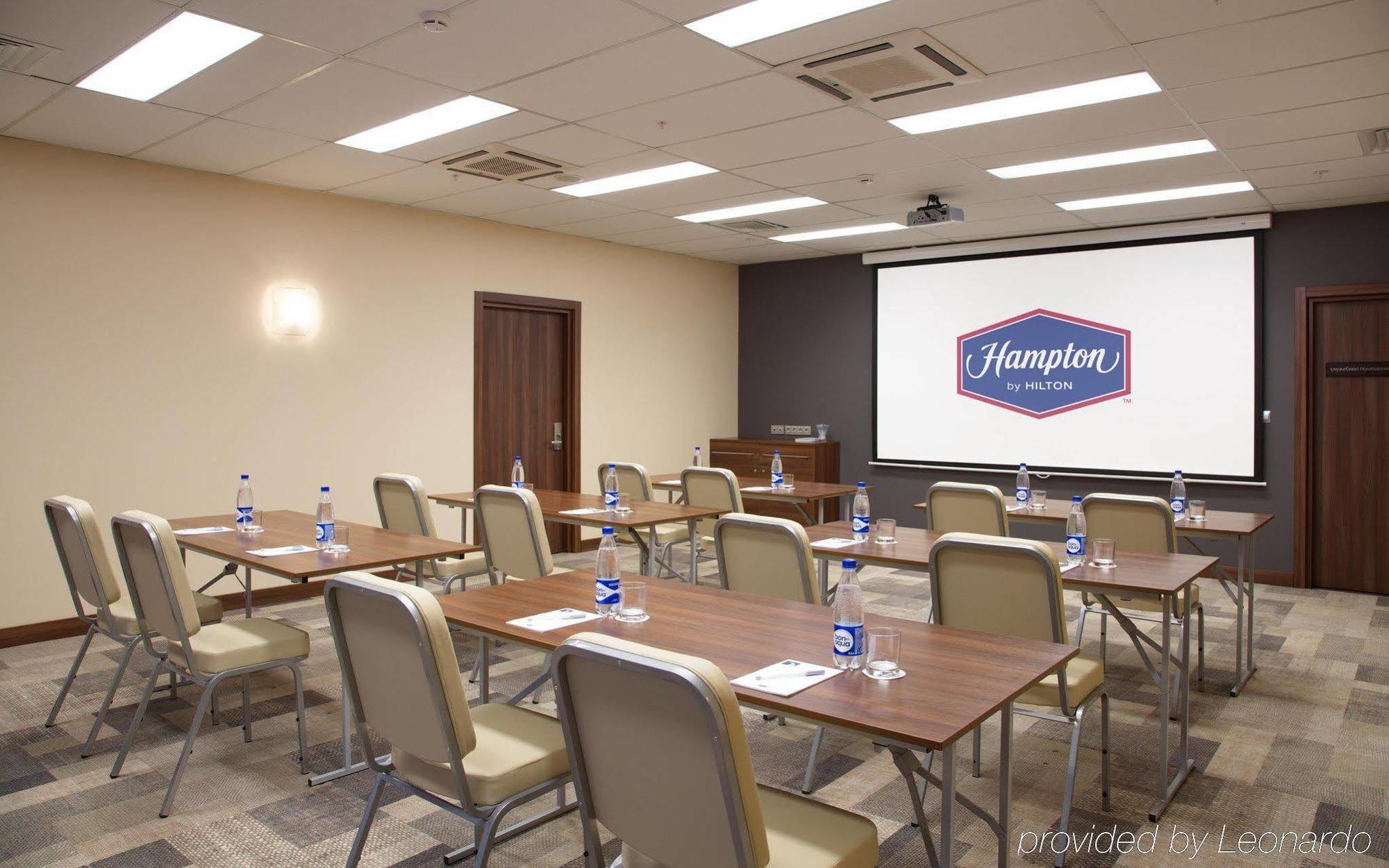 Hampton By Hilton Minsk City Centre Εξωτερικό φωτογραφία