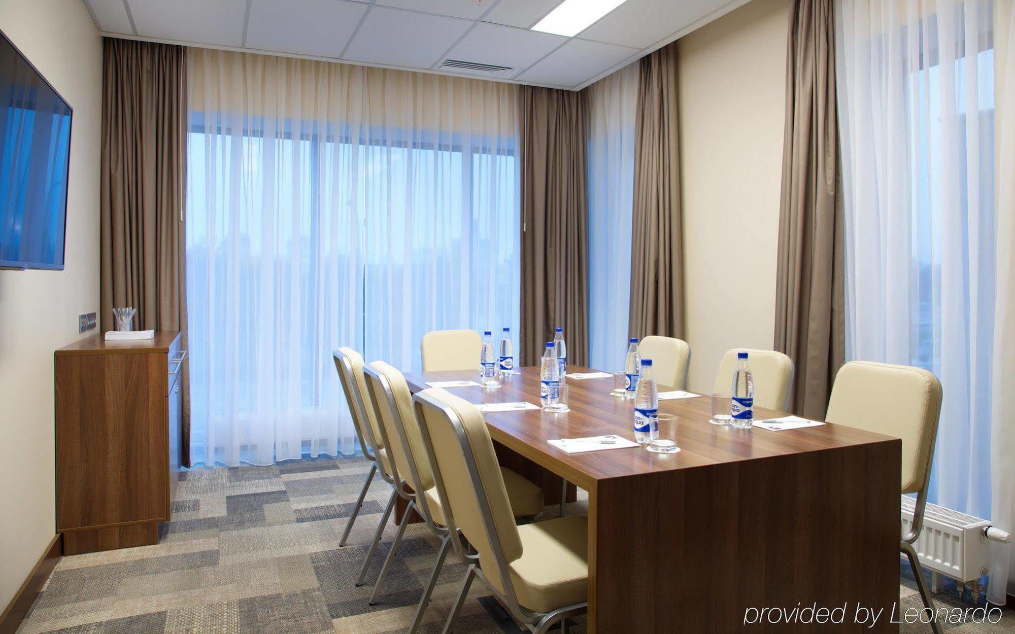 Hampton By Hilton Minsk City Centre Εξωτερικό φωτογραφία