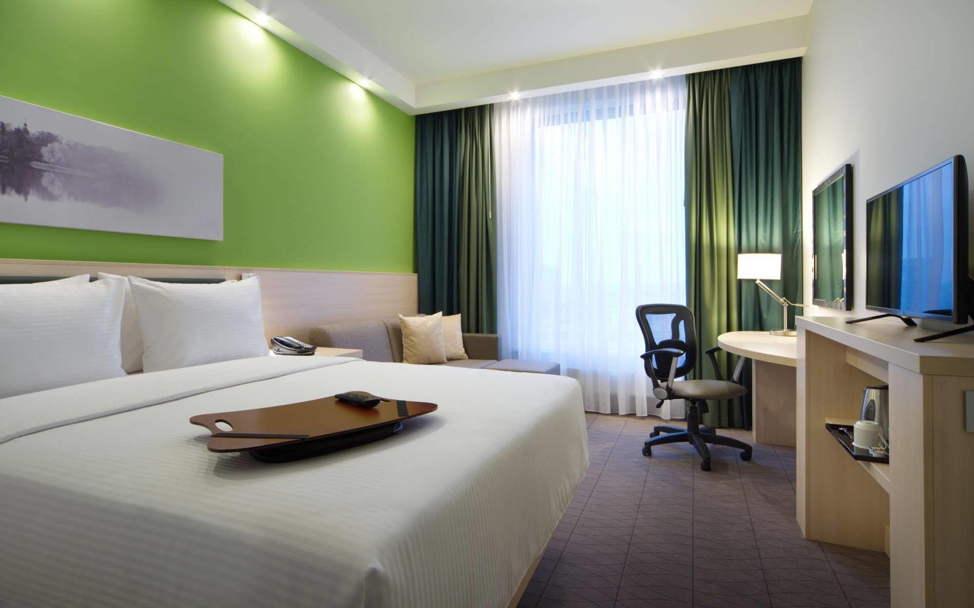 Hampton By Hilton Minsk City Centre Εξωτερικό φωτογραφία
